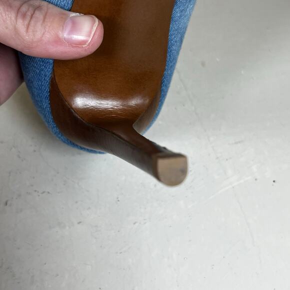 Ralph Lauren Purple Label Cecilia Bleached Denim Pump 4” Heel - size 41B - Picture 11 of 12
